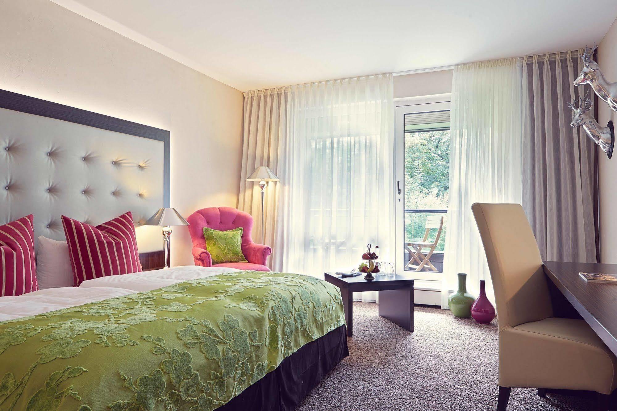 Schlosshotel Rettershof Kelkheim Zewnętrze zdjęcie